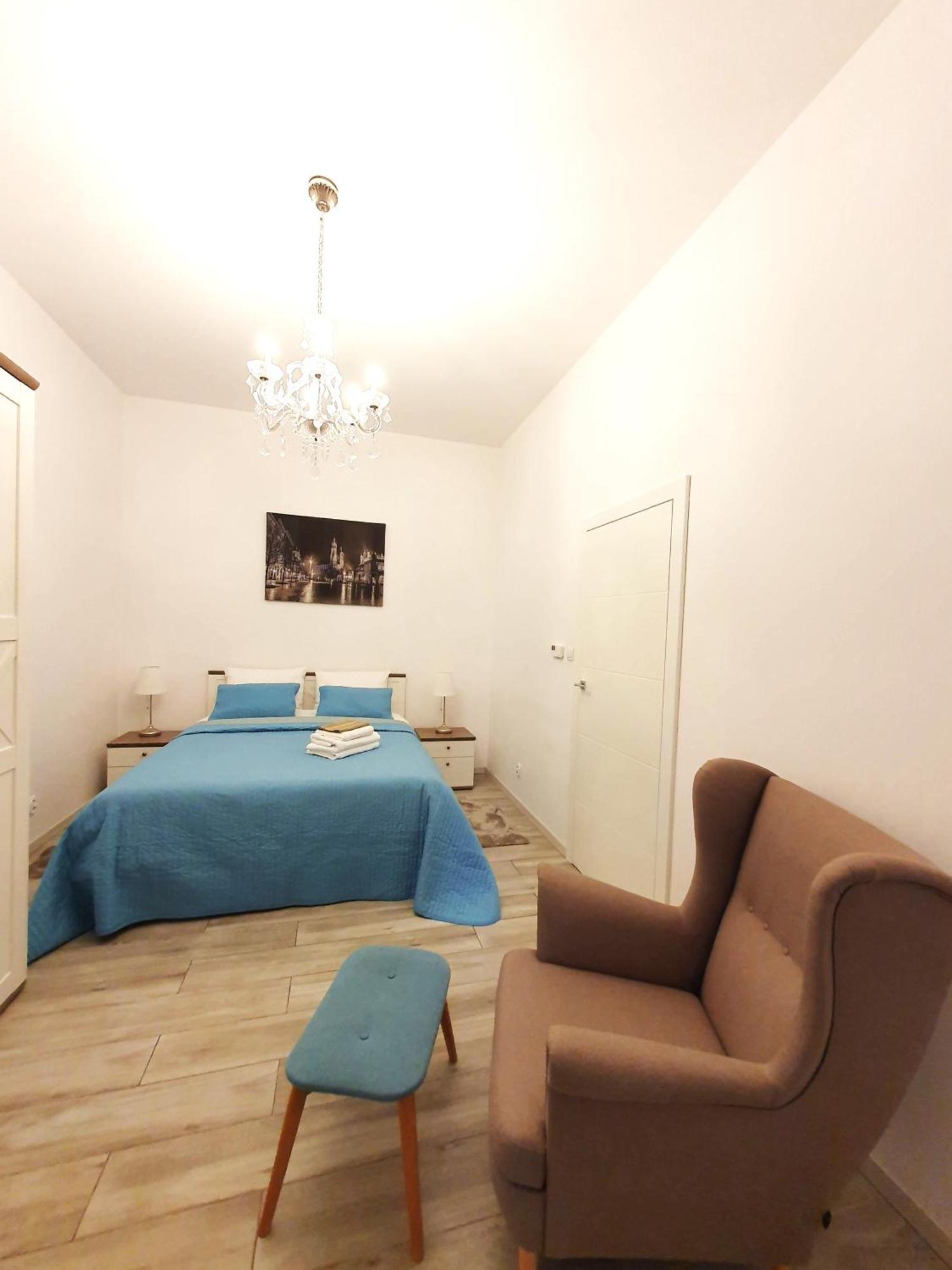 Z-1 Krakow Old Town O&P Apartfamily Bagian luar foto